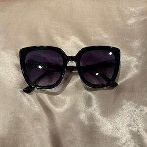 Vince Camuto sunglasses